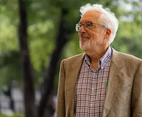Steven Popper, el docente Tec que enseña a decidir en la incertidumbre