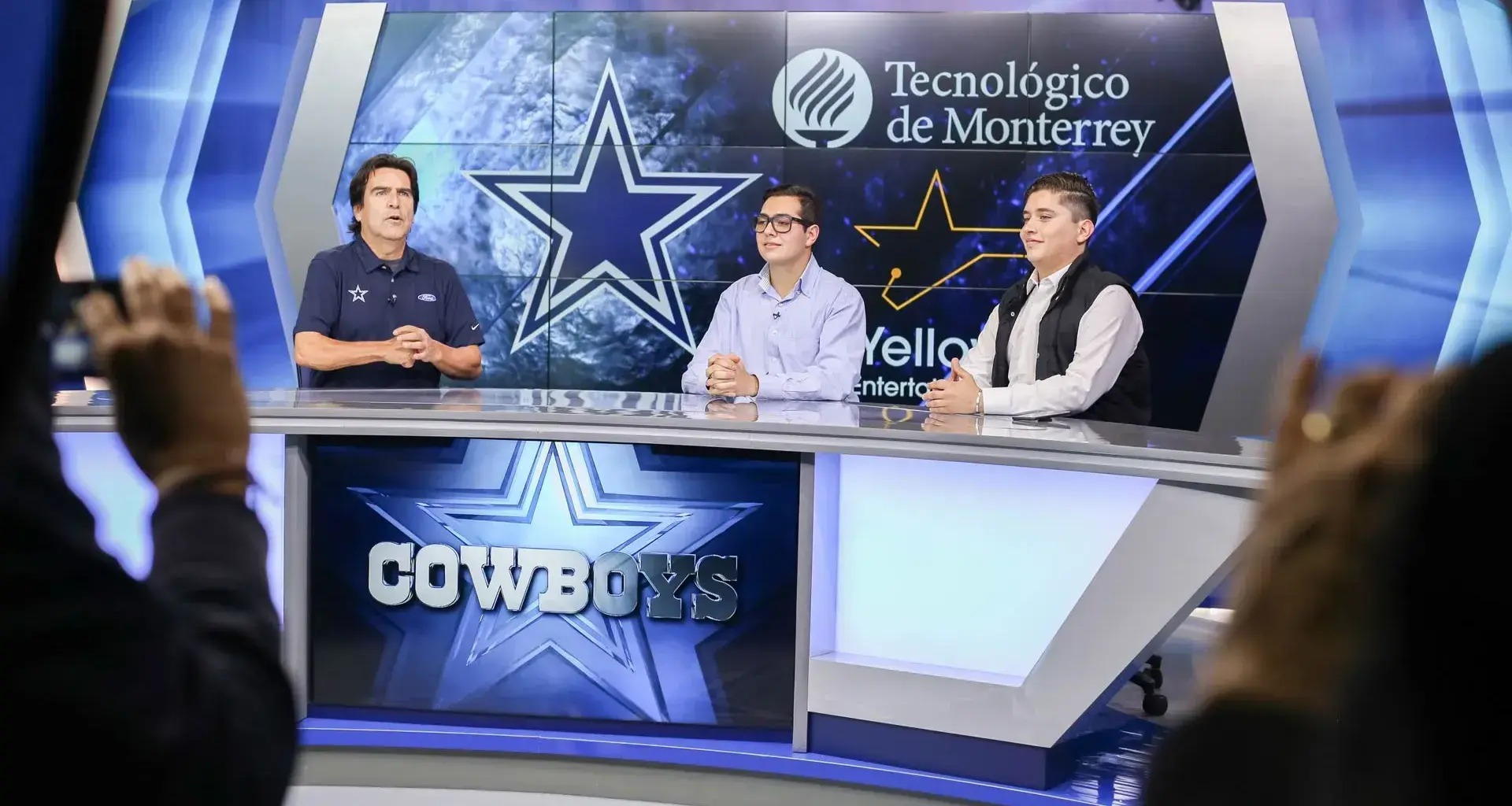 Firma alianza el Tec con los Vaqueros de Dallas