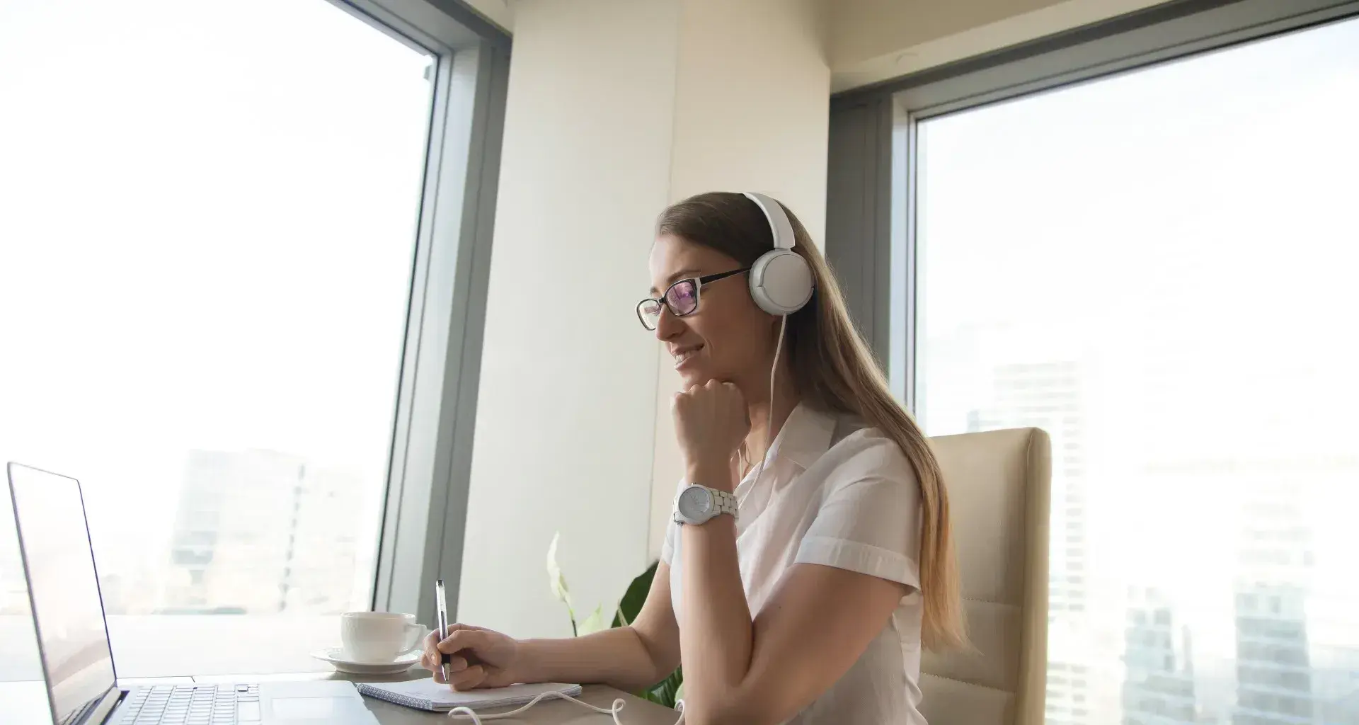 Cuida los aspectos técnicos de tu entrevista de trabajo en línea y aumenta tus posibilidades de éxito.