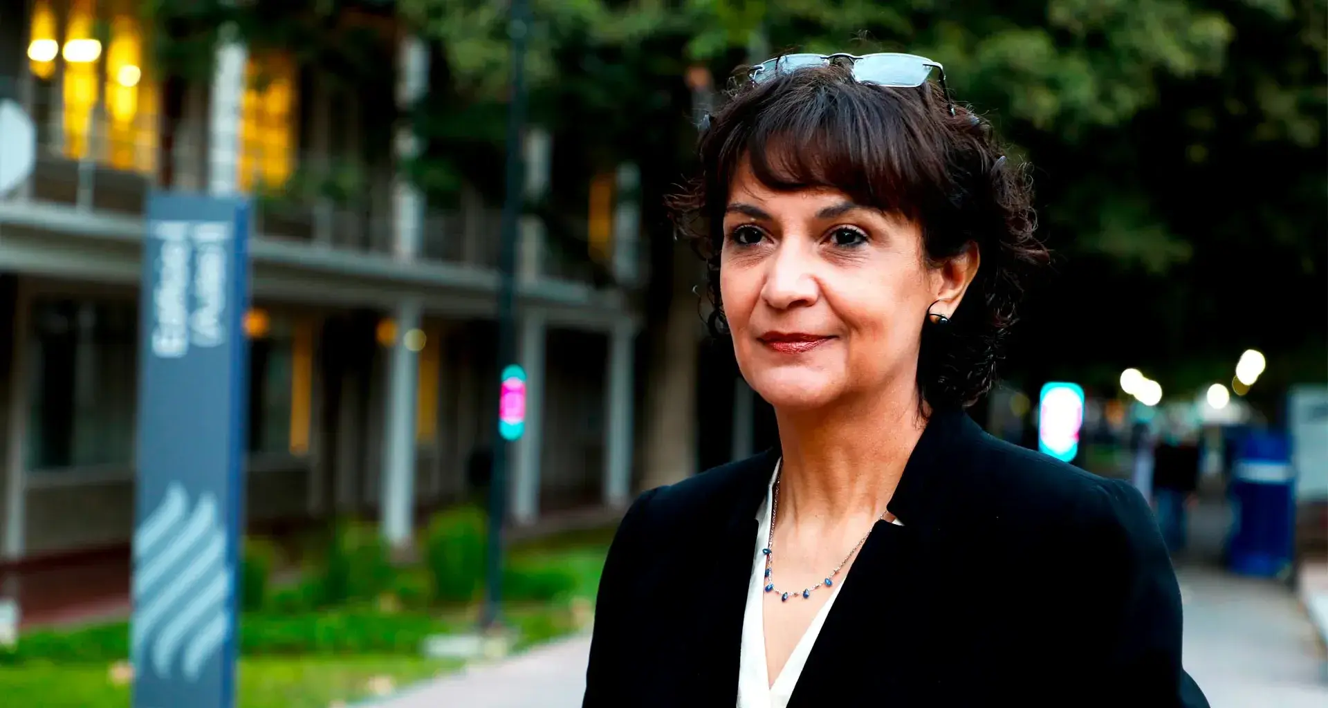 La profesora Luz María Martínez ha recibido premios nacionales del Tec por su labor docente.