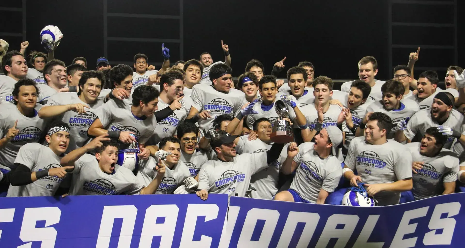 Borregos de PrepaTec Mty son campeones juveniles de ONEFA 