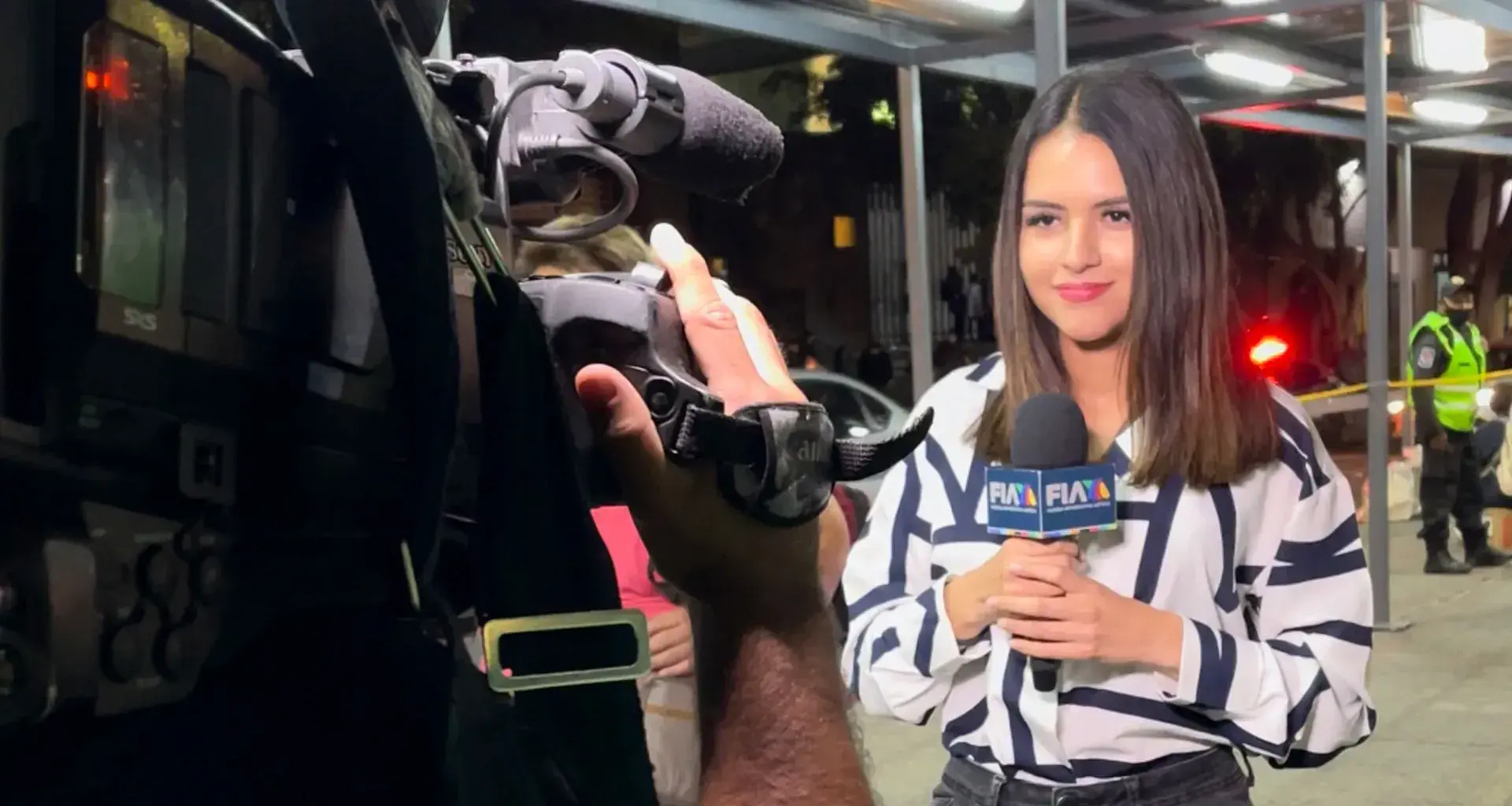 La EXATEC Kariana Colmenero se ha enfocado en hacer una carrera en los medios, principalmente radio y tv.