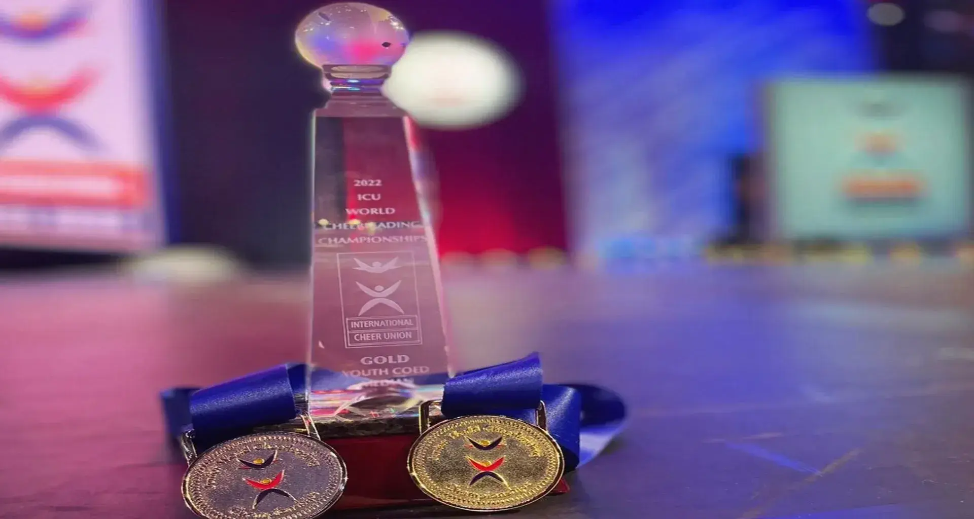 Gana campeonato mundial de porras entrenador del Tec