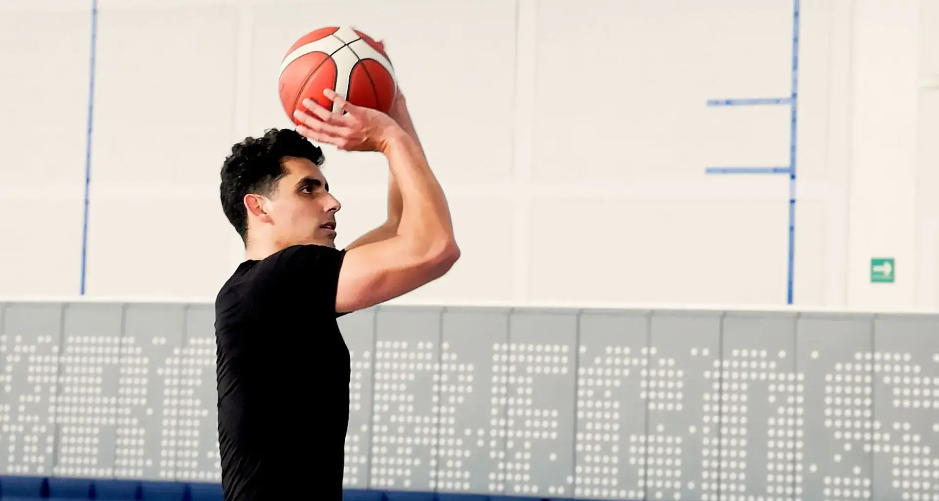 Paulo Arroyo, el basquetbolista que vuela alto al cumplir sus promesas al coach Nacho en Borregos Monterrey y ahora con Fuerza Regia