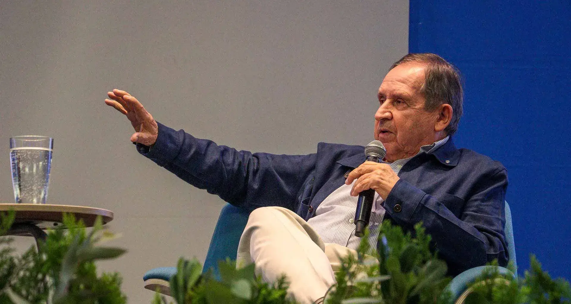 Liderazgo empresarial es la temática que aborda el libro de Salvador Alva, en el marco del programa del Tec en la FIL Guadalajara.