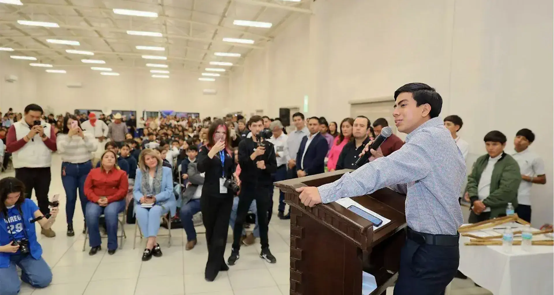 Jesús María Valdez, alumno PrepaTec Navojoa participó en Foro de las Juventudes