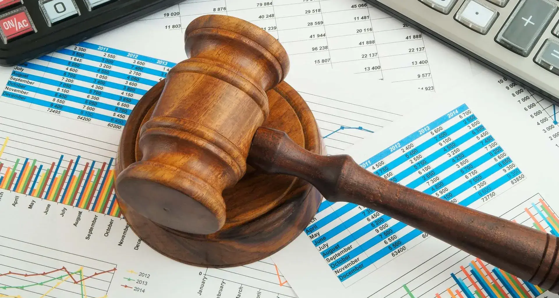 Estudiantes del Tec campus Estado de México ganaron mejor economista y mejor abogado en el MootComp de COFECE.