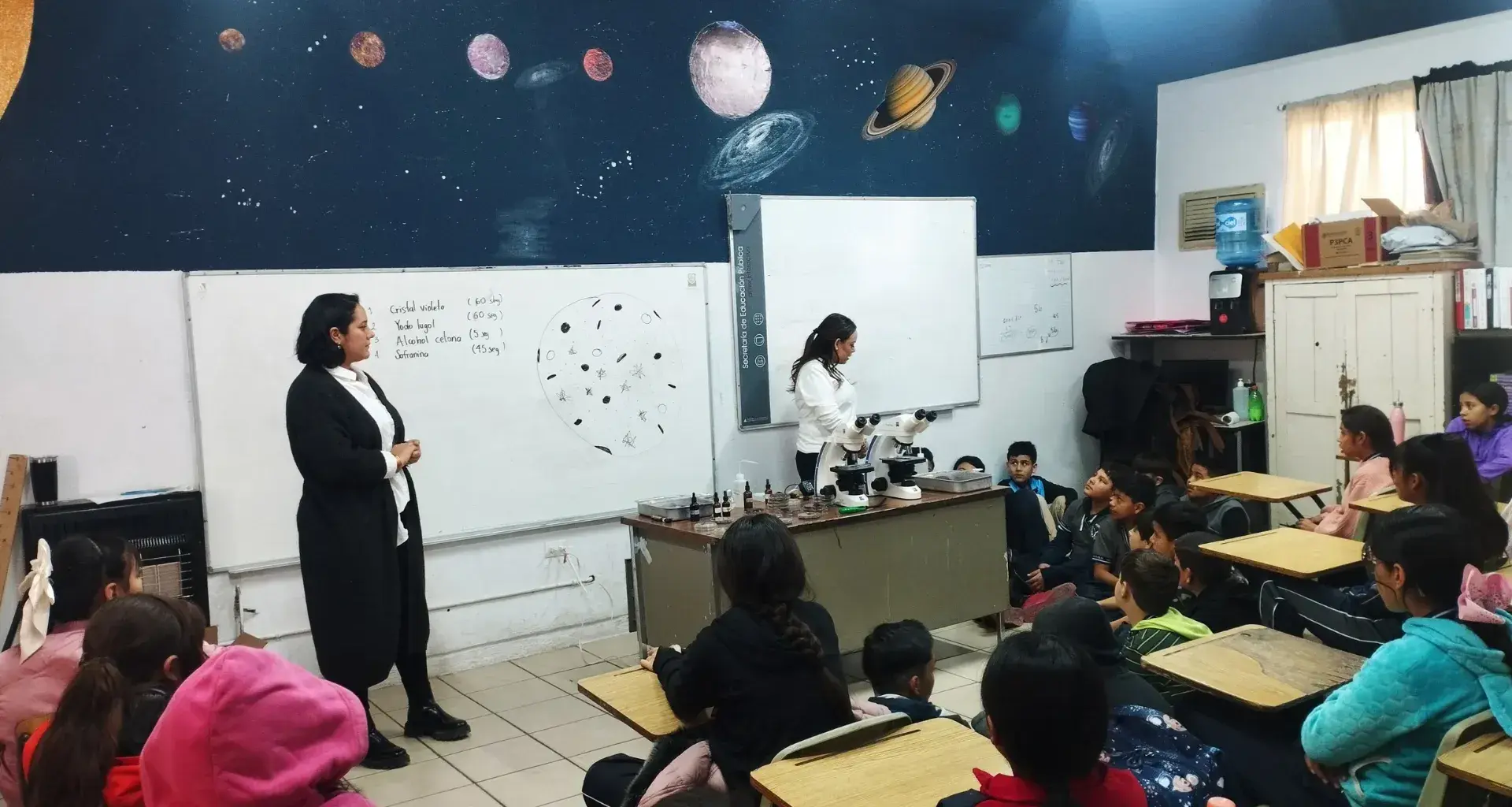 El programa "Teachando Ando" acerca la ciencia a primaria en Chihuahua