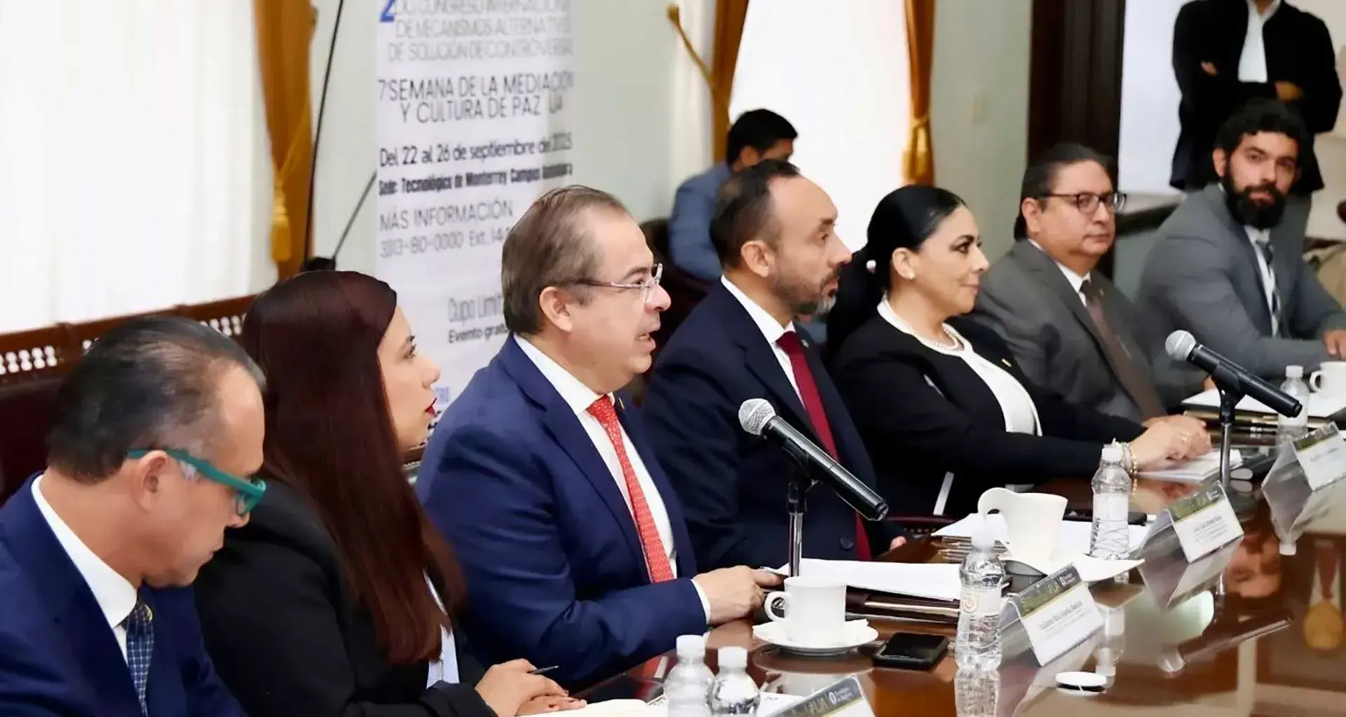Convenio con Instituto de Justicia Alternativa de Jalisco para fomentar conocimiento de estudiantes de derecho del Tec Guadalajara.