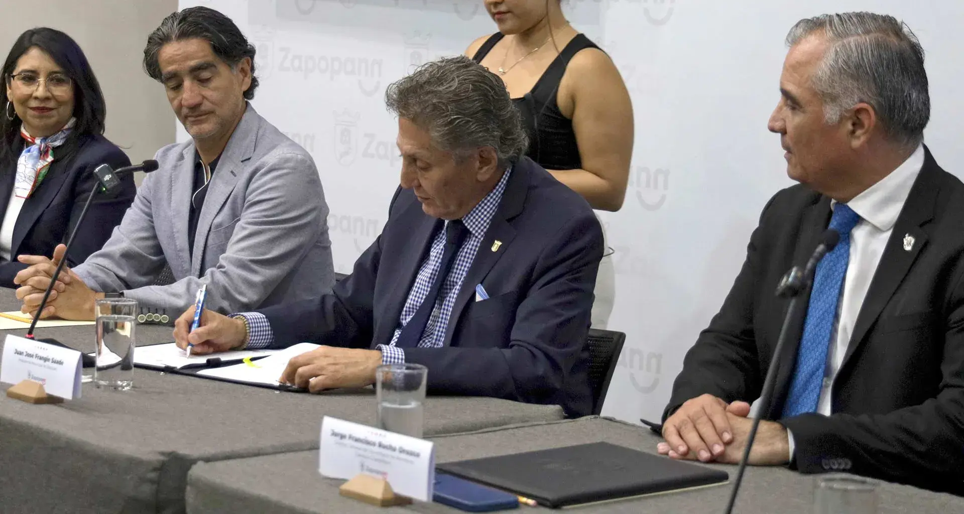 Convenio de salud Tec Guadalajara y Zapopan para formación médica de profesionales. 