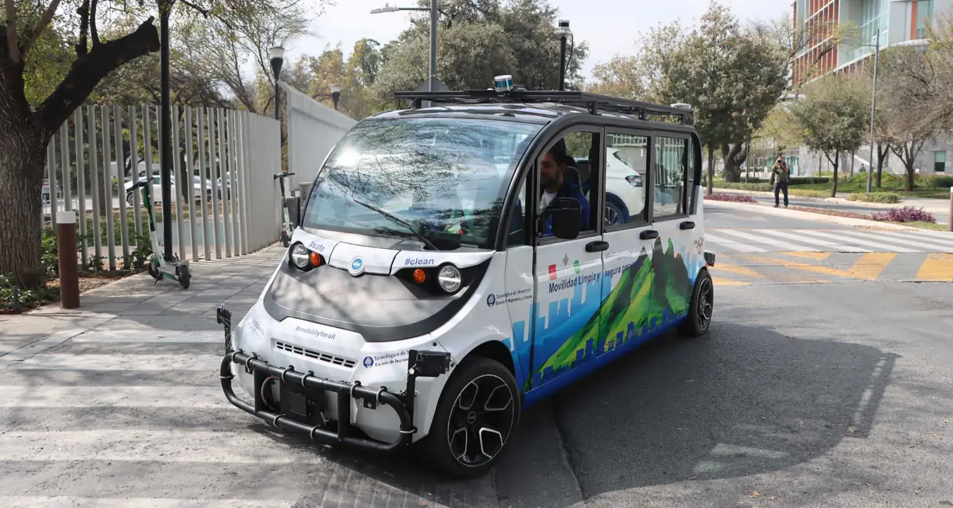 Movilidad del futuro: conoce el minibús autónomo creado en campus Mty