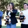 Alejandro Padilla, Rebeca Saint y Federico Ríos saludando a la cámara.