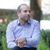 The professor tackling the challenge of using oil without pollution