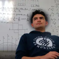 Mario Sifuentes destacado estudiante de PrepaTec en matemáticas