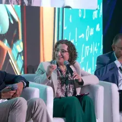 Intengencia artificial en las universidades; panel analizó las claves para su desarrollo.