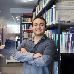Guillermo Tafoya Milo en diversas etapas de su vida como estudiante del Tec de Monterrey