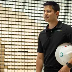 Mexican business owner recognized in China for promoting solar energy 