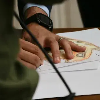 Armando Ríos Piter 08