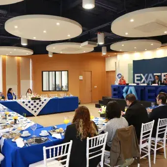 Cierre de evento de toma de protesta de la nueva directiva de la asociación EXATEC Diversidad 