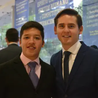 Ceremonia Hoy Todo, Mañana Más. 