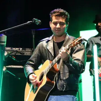 Welcome Tec con Reik