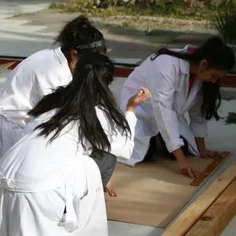 Alumnos trabajando en su semana de tópicos