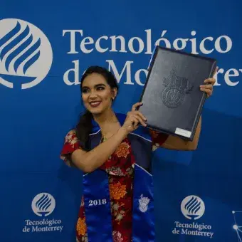 Despedida de graduandos llena emociones inolvidables 