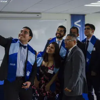 Despedida de graduandos llena emociones inolvidables 