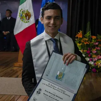 Despedida de graduandos llena emociones inolvidables 