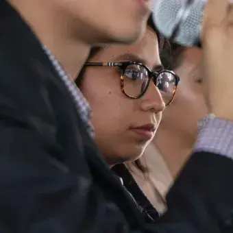 Entregan Beca “César Sánchez Lozano”