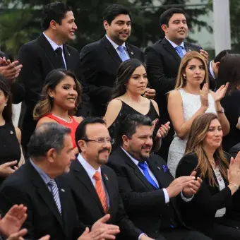 Foto de generación Profesional y PrepaTec
