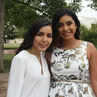 Foto de generación Profesional y PrepaTec