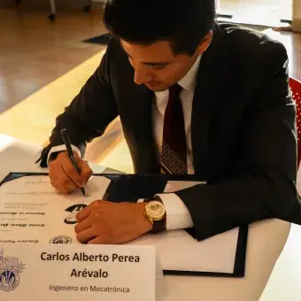 Foto alumnos graduandos