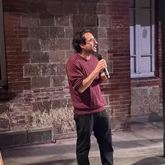 Profesor del Tec estrena obra de Shakespeare en formato inmersivo