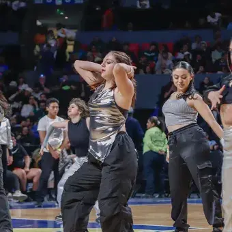 Compañías artísticas del Tec campus Estado de México presentaron el medio tiempo del partido Capitanes CDMX vs Austin Spurs de la NBA G League.