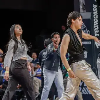 Compañías artísticas del Tec campus Estado de México presentaron el medio tiempo del partido Capitanes CDMX vs Austin Spurs de la NBA G League.