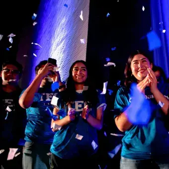 Estudiantes en la celebración del 50 aniversario del Tec de Monterrey campus Laguna