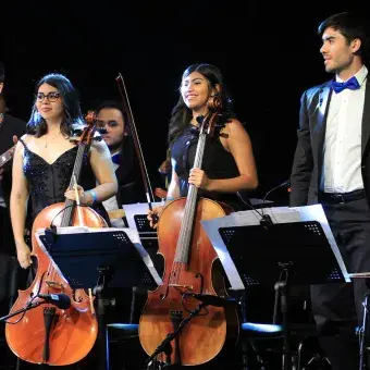 En una noche llena de música y memoria, el Tec celebró 50 años de presencia universitaria en la Ciudad de México en el Lunario del Auditorio Nacional.